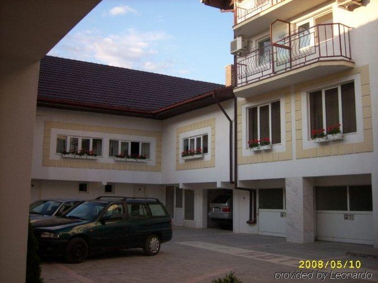 Hotel Arizona Timisoara Exterior foto